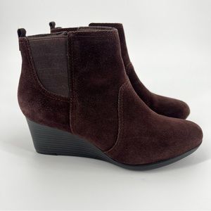 Clarks “Crystal Quartz” Chelsea Ankle Boots‎ 7.5W